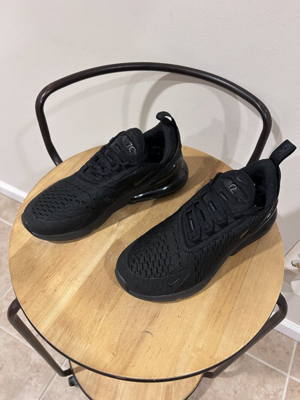 Nike Air Max 270 - Size 7.5